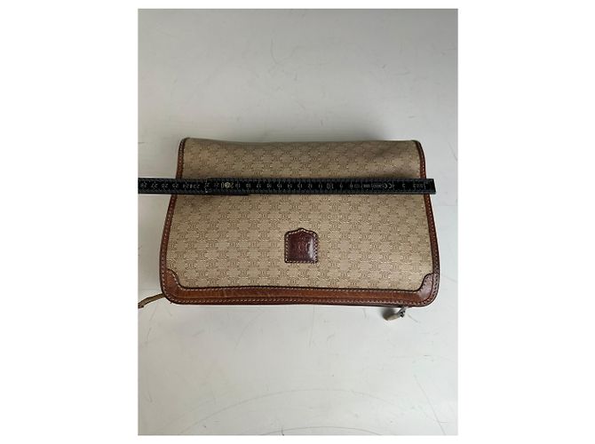 Edge Céline Clutch Vintage Celine Macadam Canvas Beige Marrone - vista 12