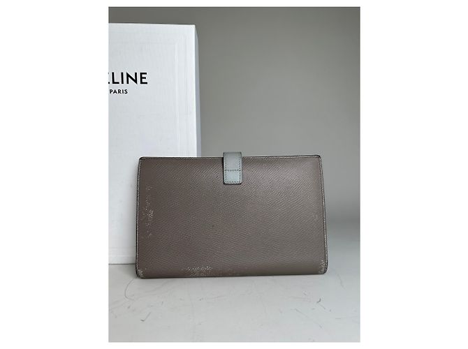 Edge Céline Vintage Celine Textured Leather Wallet Grey Silver - view 11