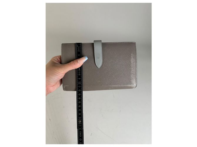 Edge Céline Vintage Celine Textured Leather Wallet Grey Silver - view 9