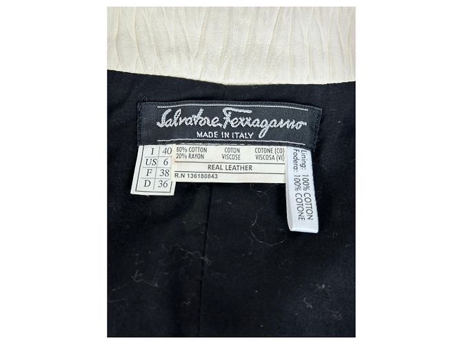 Salvatore Ferragamo Giacca vintage Ferragamo in cotone e rayon nero bianco S - vista 5