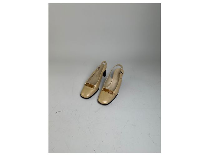Vintage Bottega Veneta Leder Slingback Pumps Hellgold EU35.5 - Ansicht 11