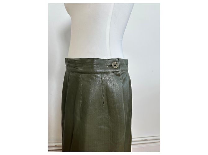 Gonna in pelle vintage Dior verde oliva - vista 13