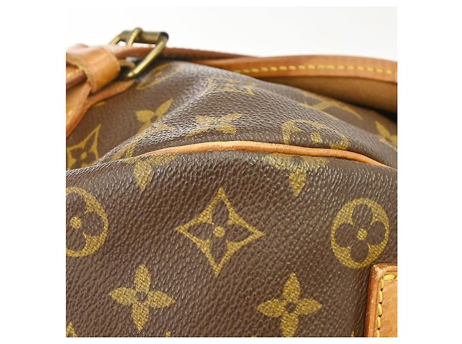 Louis Vuitton Saumur Monogram Canvas 43 Marrone - vue 7