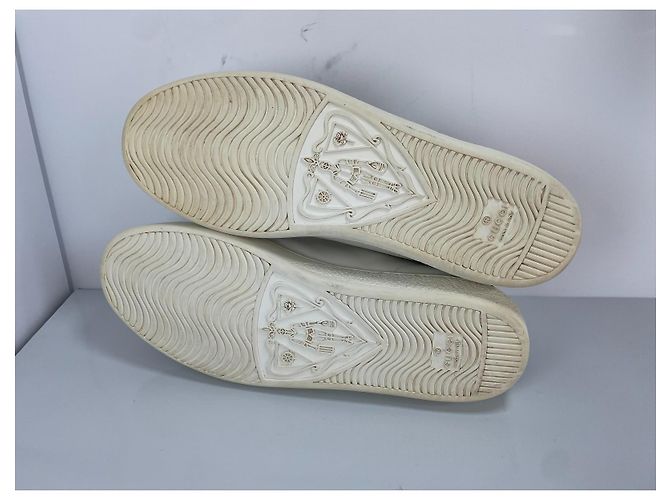Gucci Ace Baskets en cuir avec application lèvres Blanc Rouge Vert Métallisé - vue 8