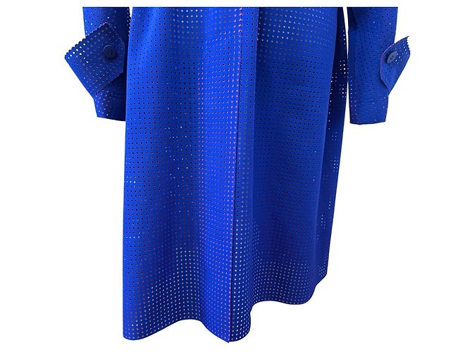 Issey Miyake Gabardina con corte láser Roja Azul - vista 10