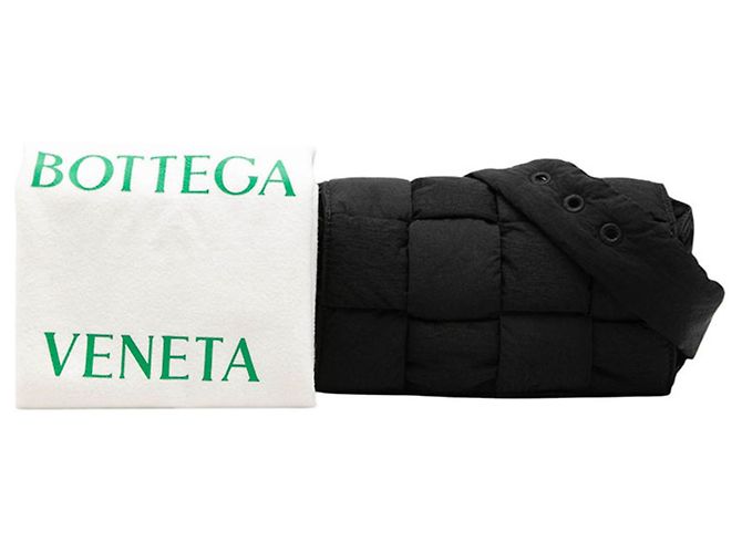 Borsa a tracolla Bottega Veneta Maxi Intrecciato Padded Cassette Nero - vista 5