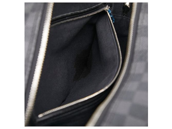Borsa Business Louis Vuitton Damier Graphite Voyage GM Marrone Nero - vista 11
