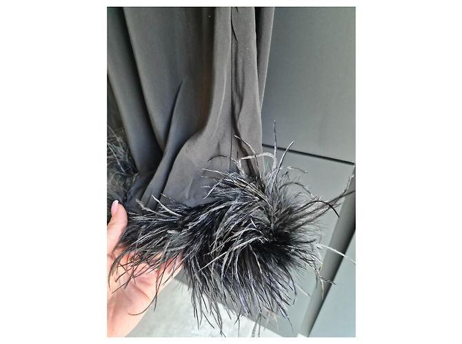 Autre Marque Rixo Mya Langes Schwarzes Kleid mit Federn - Ansicht 5