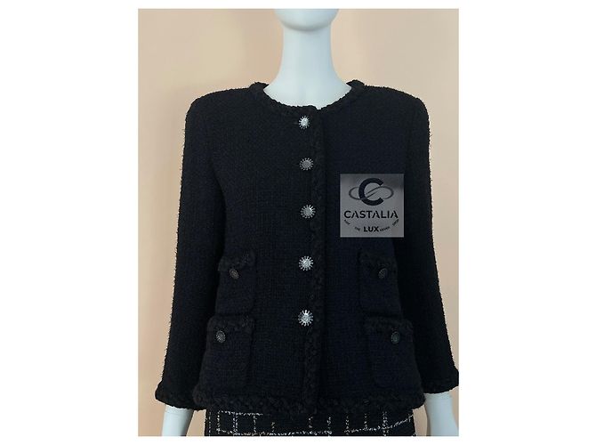 Chanel Klassische Schwarze Tweed-Jacke 36 FR - Ansicht 4