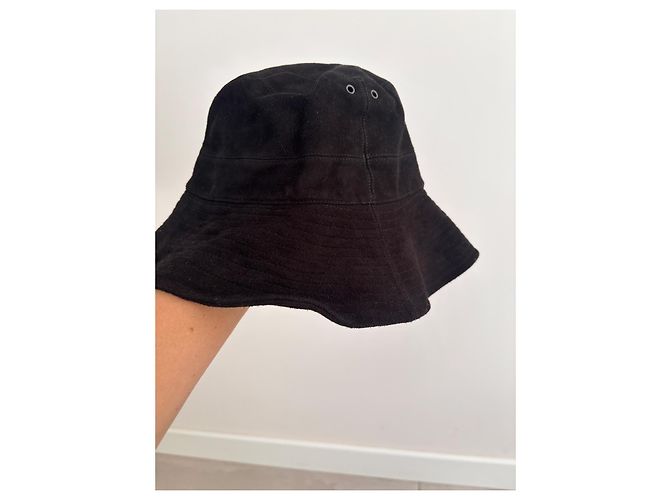Christian Dior Sombrero Bucket de Ante Negro - vista 4