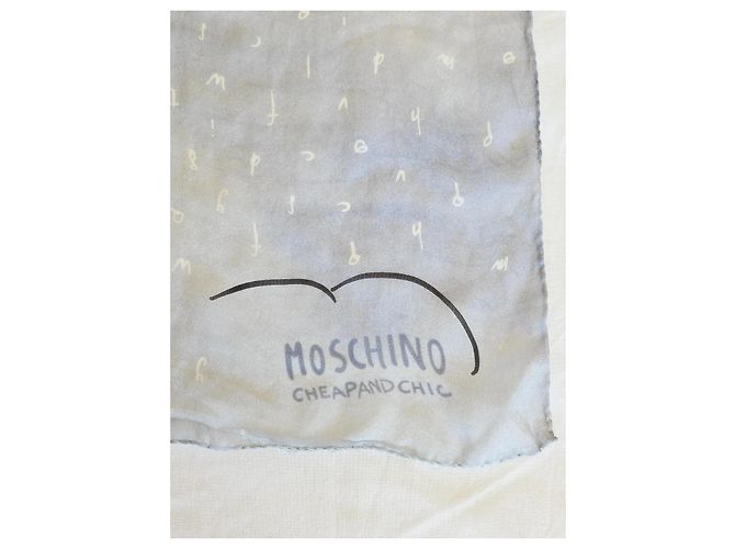 Foulard in seta Moschino Cheap and Chic "Winter Dreams" Olivia Rosa Bianco Blu Beige Verde Porpora Giallo Blu chiaro - vista 5