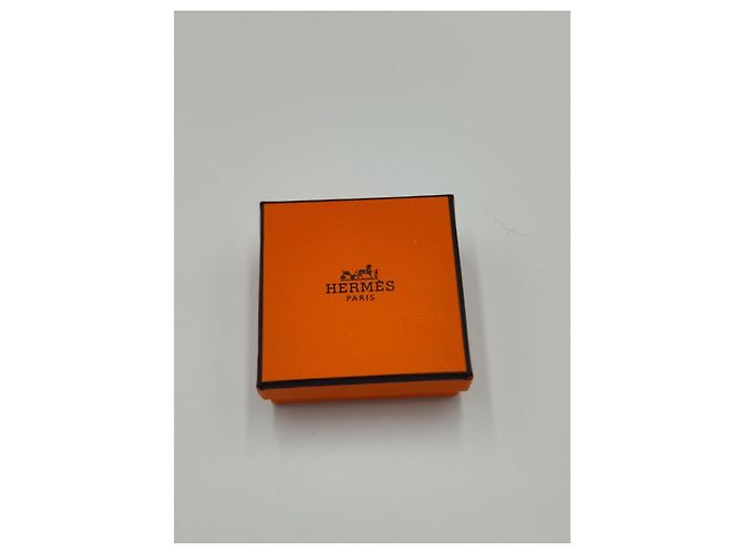 Hermès Orecchini Pop H Oro Giallo e Smalto Nero D'oro - vista 12