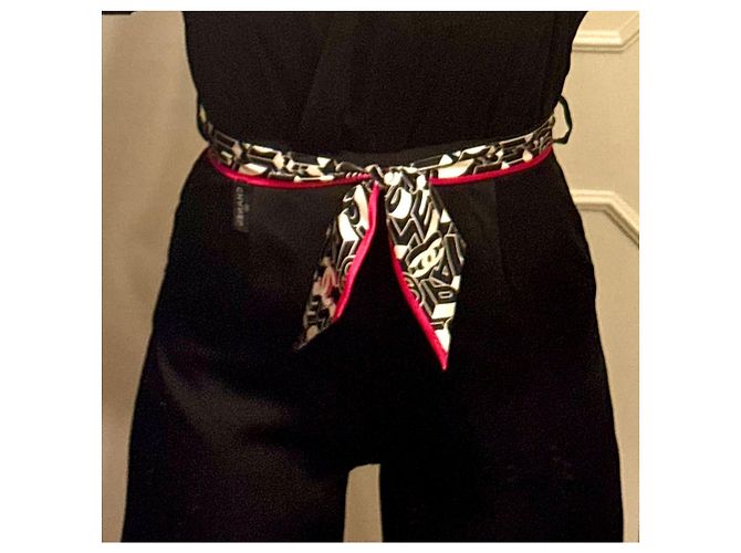 Chanel Slim Bandeau Foulard Monogramma Nero e Bianco Rosa - vista 14