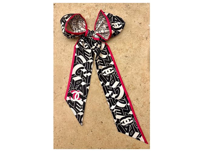 Chanel Slim Bandeau Foulard Monogramma Nero e Bianco Rosa - vista 7