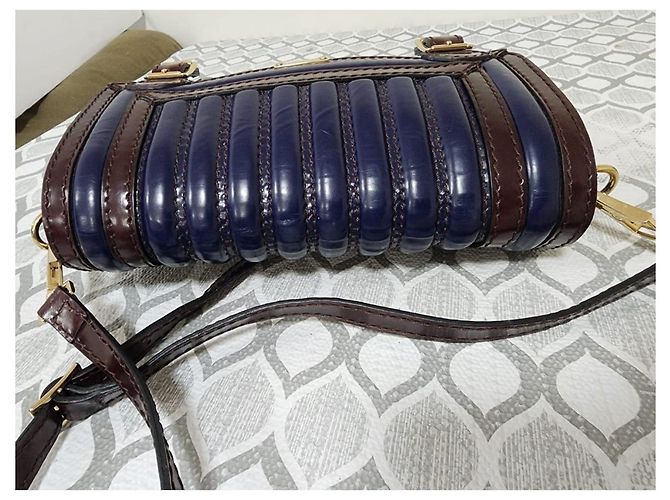 Burberry Prorsum Borsa a Tracolla Barrel Canteen Pelle Vernice - vista 10