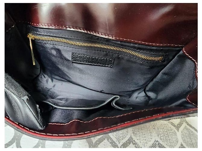 Burberry Prorsum Borsa a Tracolla Barrel Canteen Pelle Vernice - vista 14