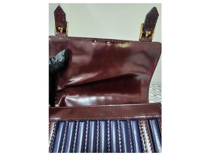 Burberry Prorsum Borsa a Tracolla Barrel Canteen Pelle Vernice - vista 15