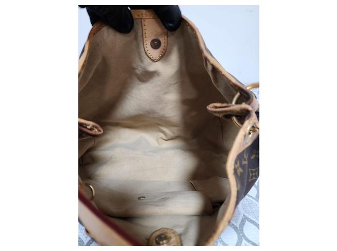 Louis Vuitton Galliera PM Monogram Canvas Marrone Beige - vista 14