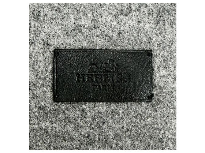 Hermès Sciarpa in cashmere HERMES Verquis Love Marrone - vista 6