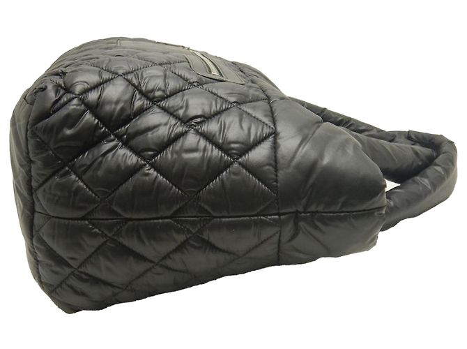 Tote Chanel Black Small Quilted Nylon Coco Cocoon Nero - vista 3