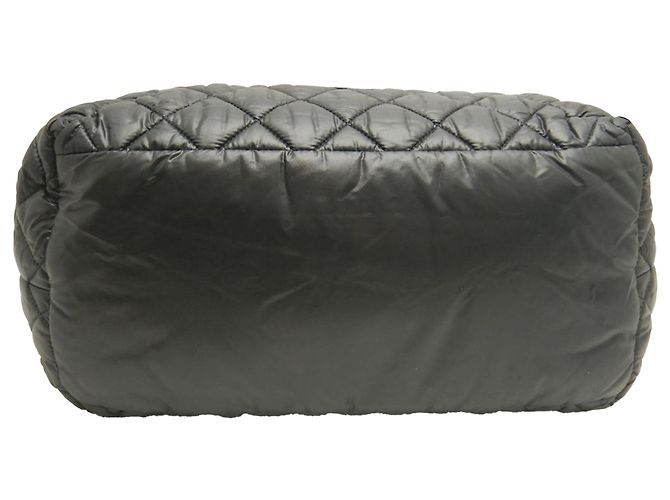 Tote Chanel Black Small Quilted Nylon Coco Cocoon Nero - vista 4