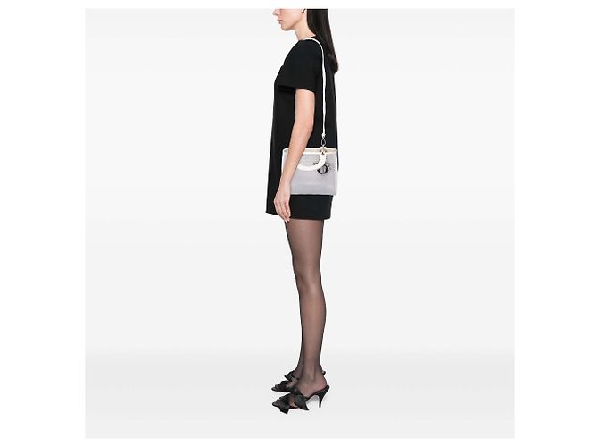 Dior Cannage Lady D Lite aus weißem Canvas, Größe Medium - Ansicht 6