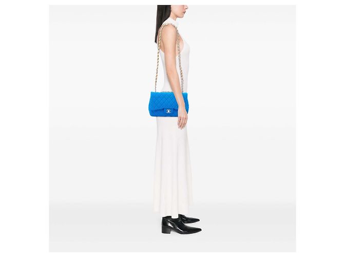 Chanel Blue Jumbo Classic Perforated Jersey Single Flap - vista 6