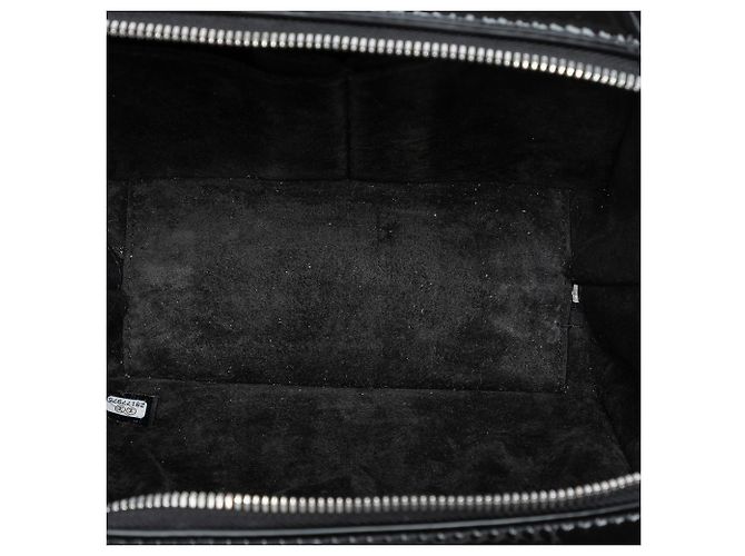 Beauty case da viaggio Chanel Black Small CC Quilted Patent Travel Kit Vanity Case Nero - vista 4