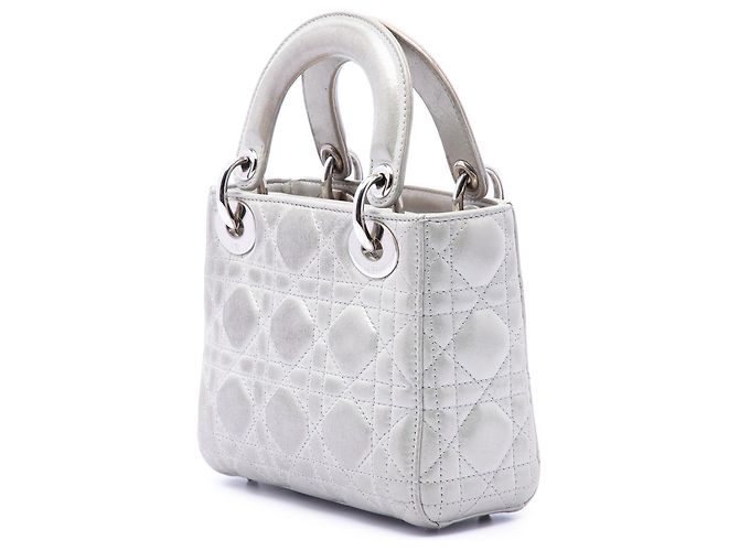 Lady Dior Cannage en piel de cordero iridiscente plateado mini Dior Plata - vista 2