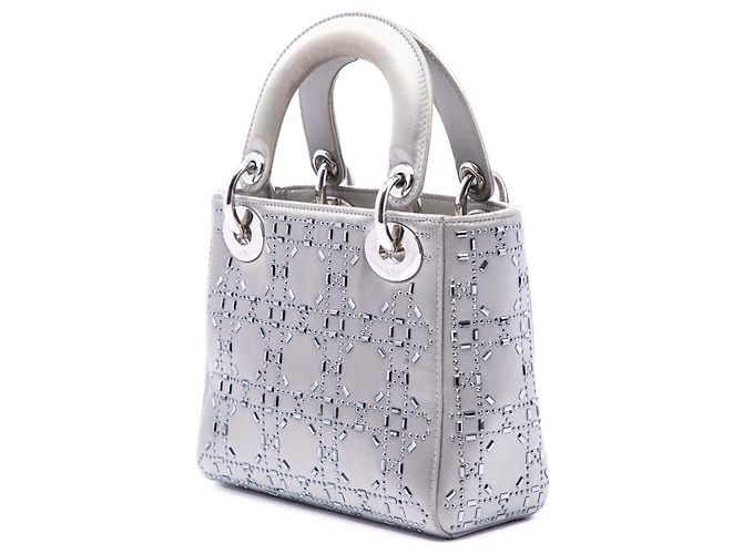 Lady Dior Mini em cetim cinza com detalhes cannage e cristais Dior Marrom - vista 2