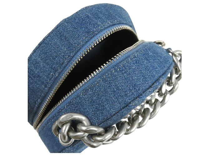 Clutch rotonda 19 in denim blu con catena Chanel - vista 10