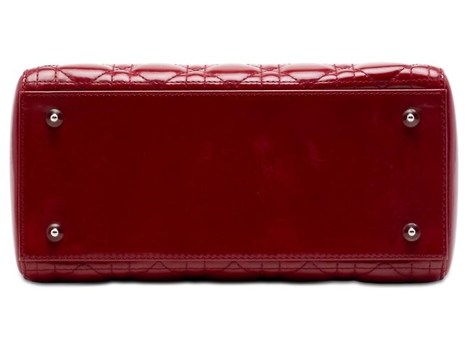 Lady Dior Cannage in vernice rosso, misura Medium Bordò - vista 3