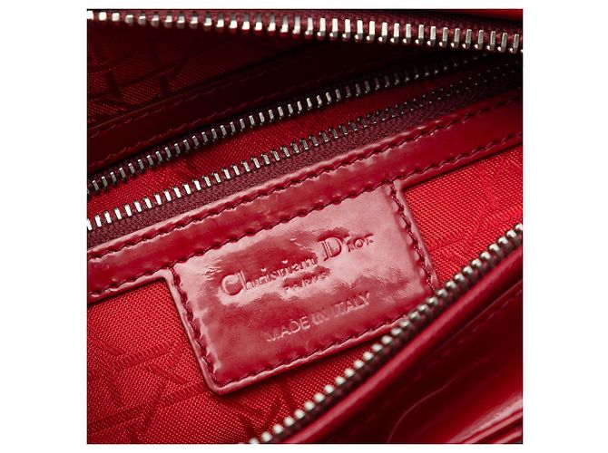 Lady Dior Cannage in vernice rosso, misura Medium Bordò - vista 5