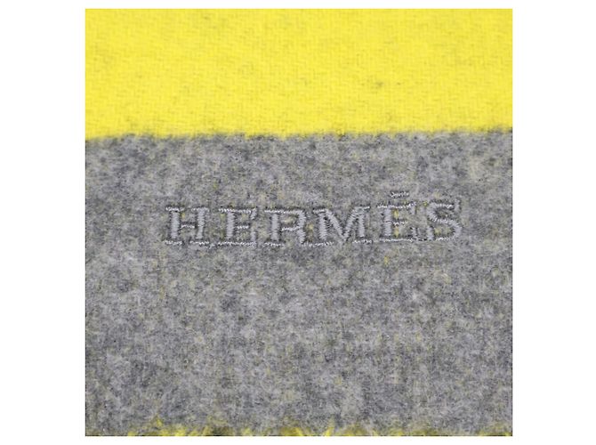 Hermès Bufanda de cachemira con flecos Hermes Lady Steady Go - vista 5
