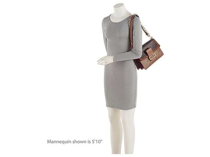 Borsa a tracolla Louis Vuitton Reverse Monogram Dauphine MM Marrone - vista 5