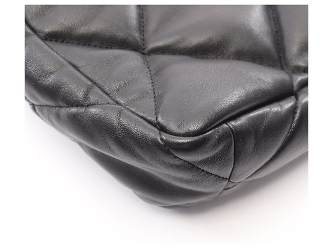 Chanel 19 Matelasse Lambskin 2WAY Shoulder Bag Black - view 7