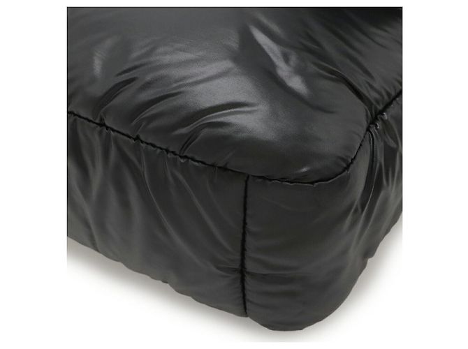Borsa a tracolla Chanel Coco Cocoon in nylon e pelle Nero - vista 3