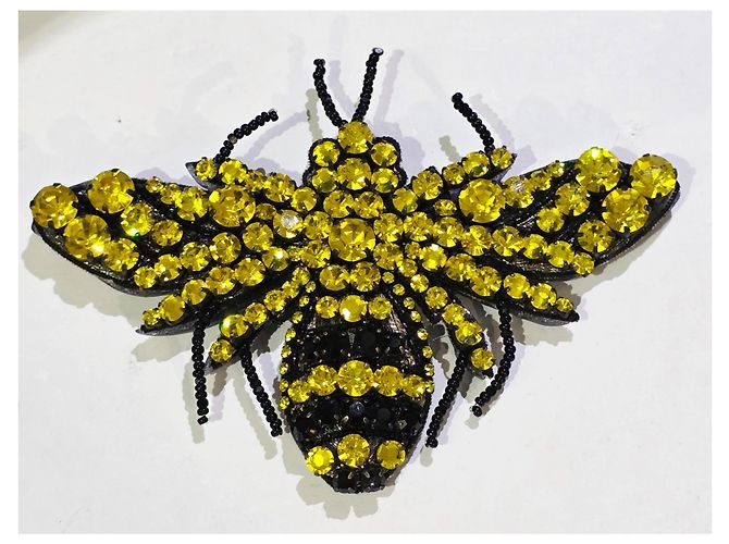 Gucci Spilla Ape Cristalli Giallo e Nero - vista 3