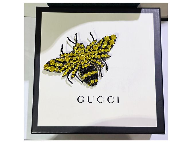 Gucci Spilla Ape Cristalli Giallo e Nero - vista 8