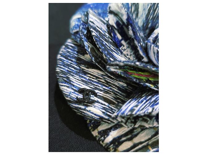 Chanel Spilla Camelia in tweed multicolore - vista 10