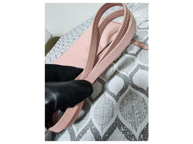 Louis Vuitton Epi Easy Pouch Rosa - vista 6