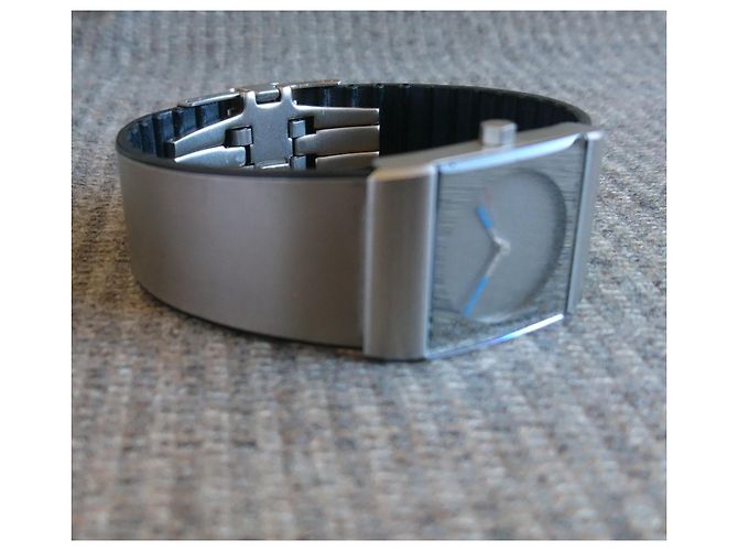 Autre Marque Jacob Jensen by Max René Titan Quarzarmbanduhr Grau Silber Hardware - Ansicht 10