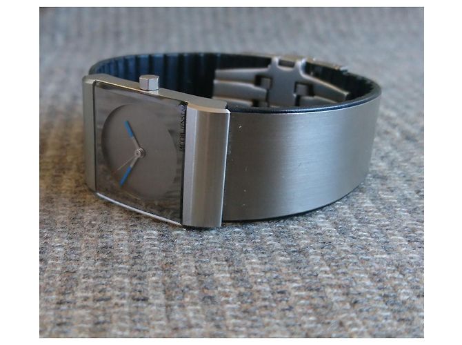 Autre Marque Jacob Jensen by Max René Titan Quarzarmbanduhr Grau Silber Hardware - Ansicht 6