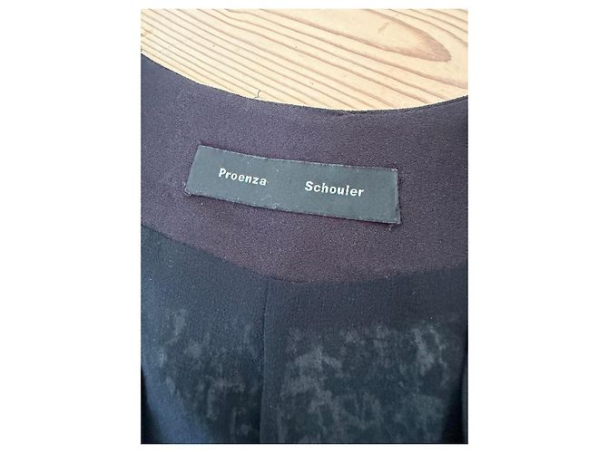 Proenza Schouler Vestido de seda estampado abstrato preto e branco - vista 11