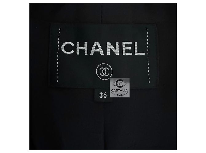 Chanel Giacca in tweed blu navy Métiers d'Art 2019 D'oro - vista 7