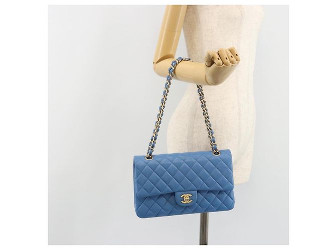 CHANEL Borsa Chain Double Flap Matelassé 25 in pelle di agnello blu e oro CC Auth 187037SAM D'oro - vista 30