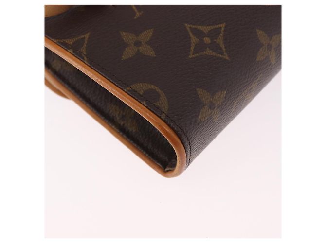 LOUIS VUITTON Monogram Pochette Florentine Waist bag M51855 LV Auth 186107V - view 16