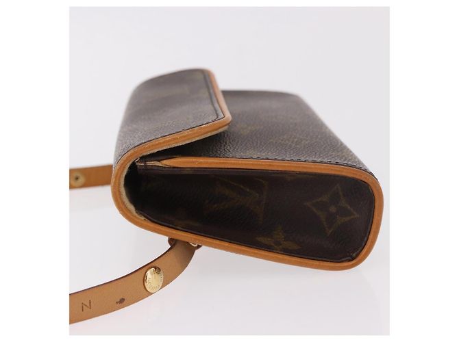 LOUIS VUITTON Monogram Pochette Florentine Waist bag M51855 LV Auth 186107V - view 4