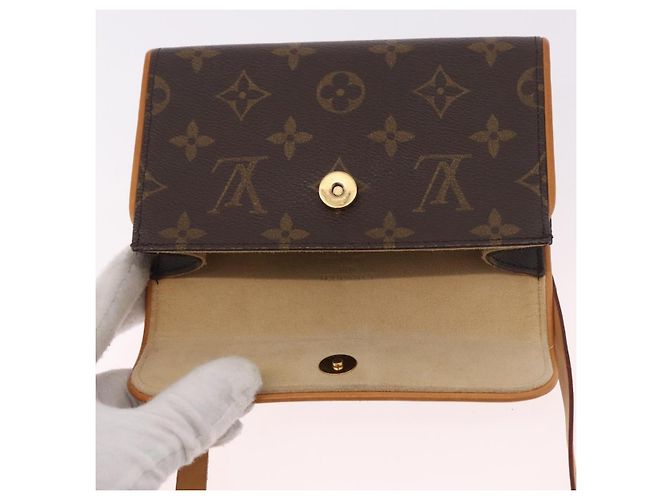 LOUIS VUITTON Monogram Pochette Florentine Waist bag M51855 LV Auth 186107V - view 9