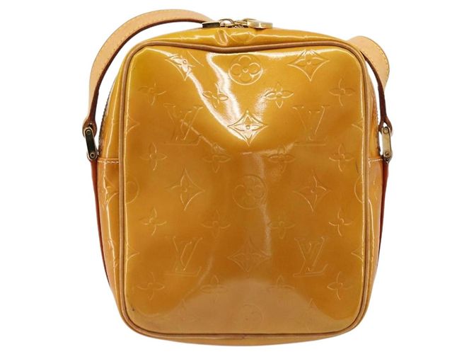 LOUIS VUITTON Borsa a Spalla Monogram Vernis Wooster Beige LV Auth 185903 - vista 2